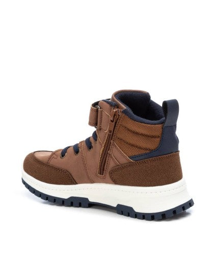 BOTA NIÑO XTI KIDS CAMEL 150059
