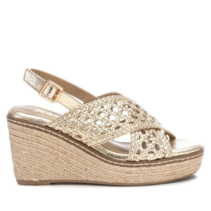 SANDALIA MUJER XTI 142746 ORO