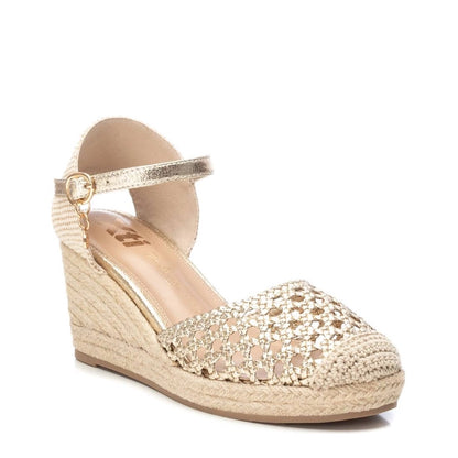 SANDALIA MUJER XTI 142893 ORO