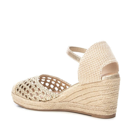 SANDALIA MUJER XTI 142893 ORO