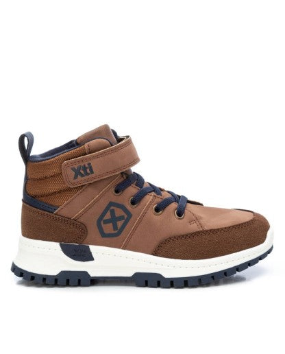 BOTA NIÑO XTI KIDS CAMEL 150059