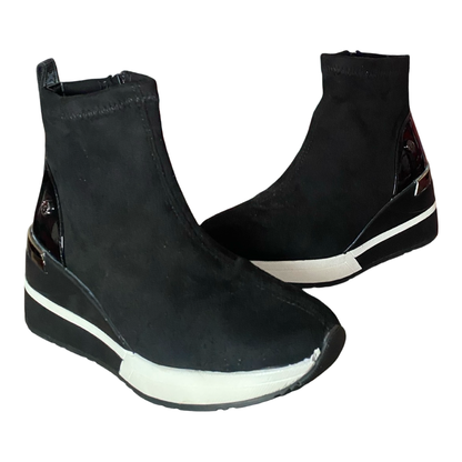 BOTA DEPORTIVA MUJER XTI 43101 NEGRA