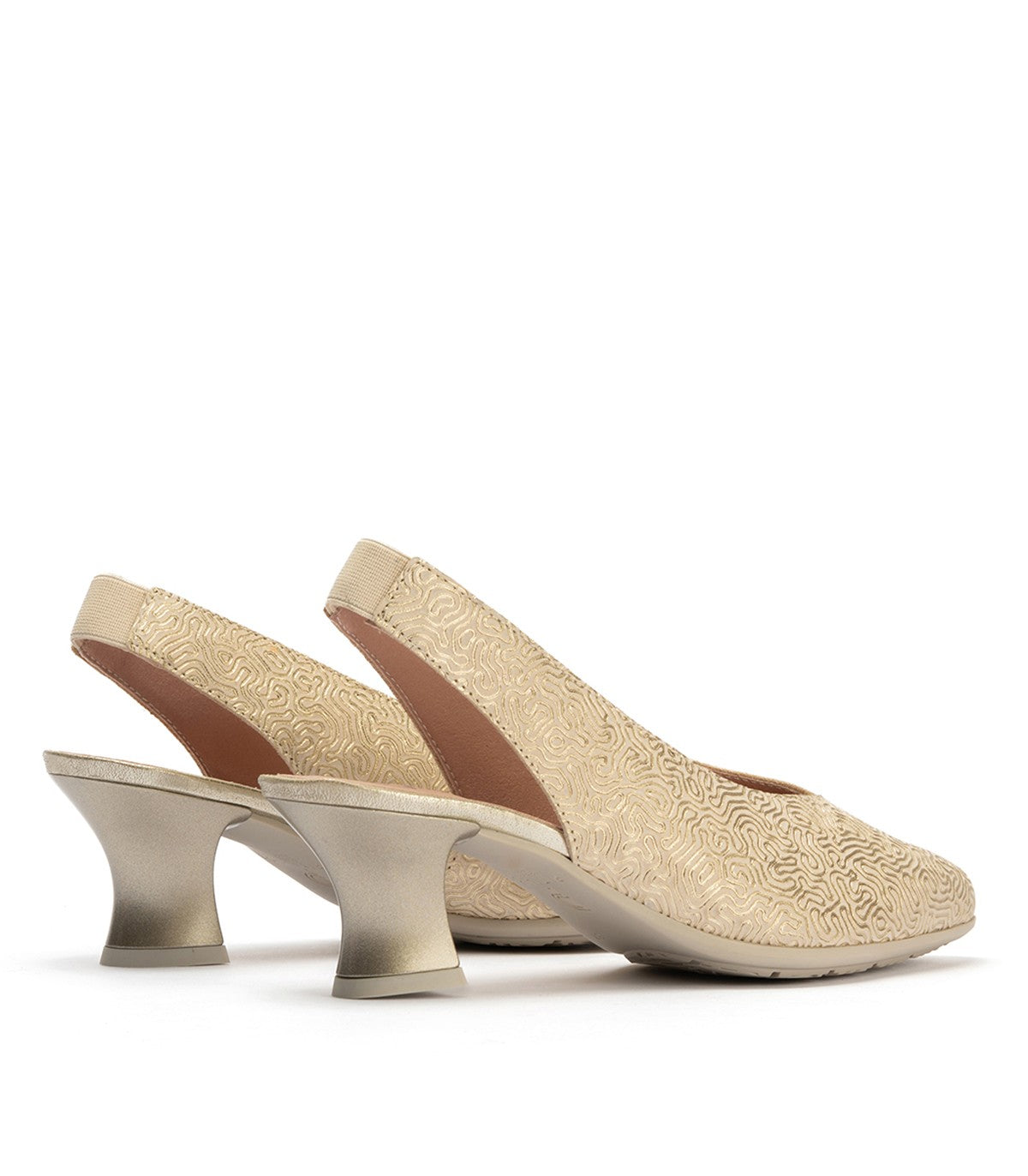 ZAPATO DESTALONADO MUJER PITILLOS ORO 11180