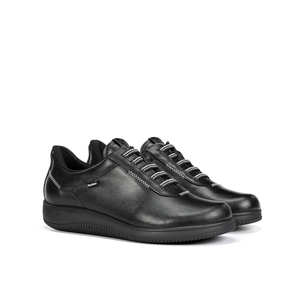 ZAPATO SEÑORA FLUCHOS NEGRO F2335
