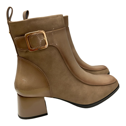 BOTIN MUJER CHAROL AMARPIES 27128 TAUPE