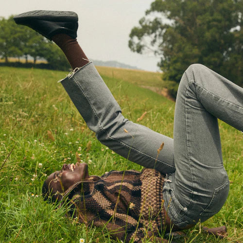 ZAPATO SEÑORA FLUCHOS NEGRO F2335