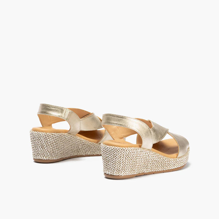 SANDALIA MUJER PITILLOS  11265-ORO