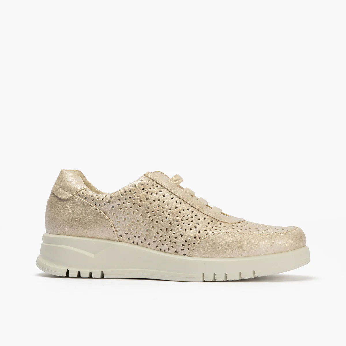 ZAPATO MUJER PITILLOS ELÁSTICO ORO 20301