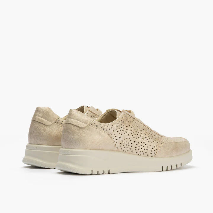 ZAPATO MUJER PITILLOS ELÁSTICO ORO 20301