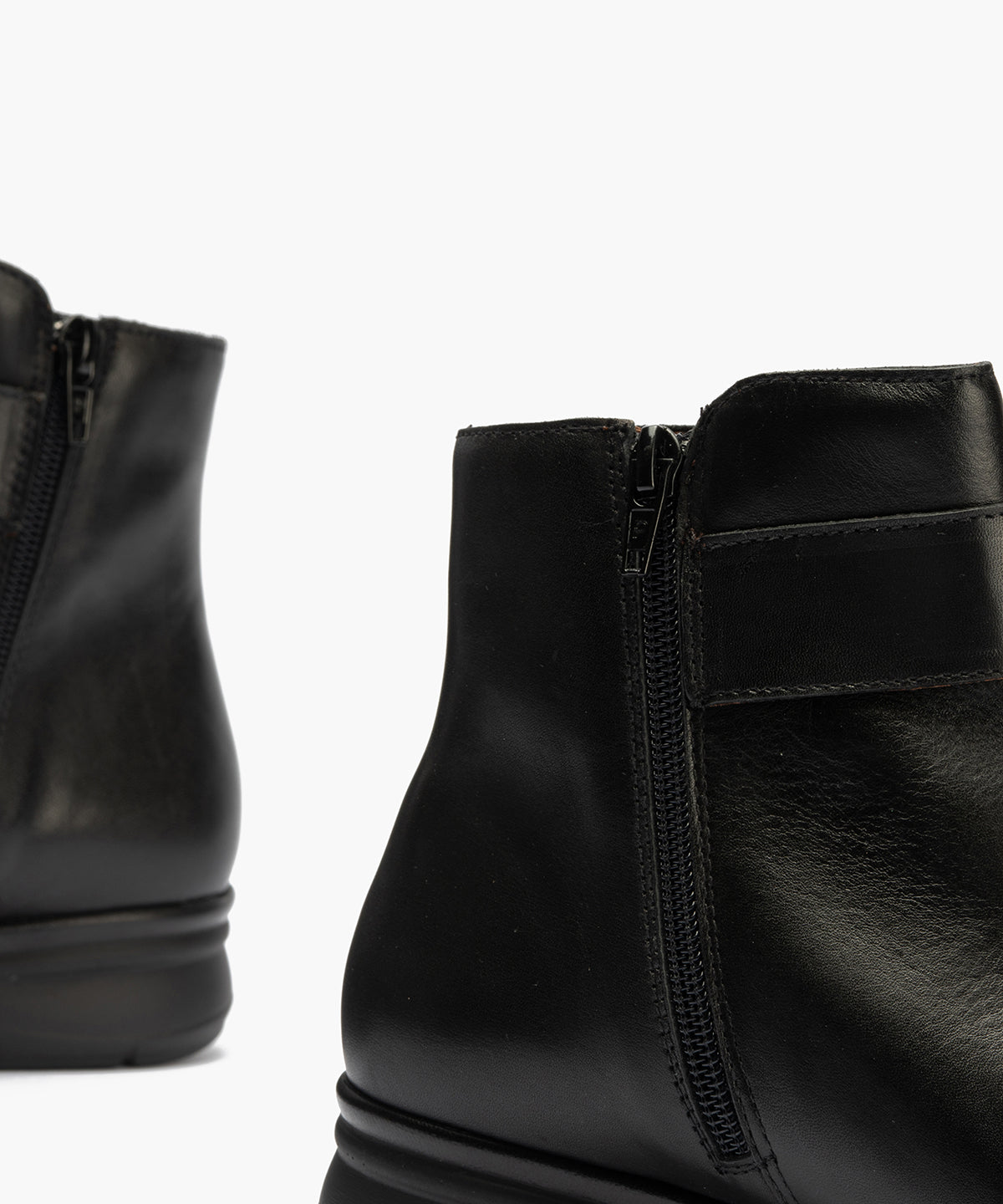 BOTIN MUJER PITILLOS 11505 NEGRO