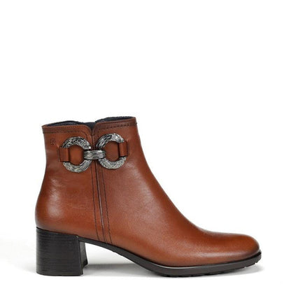 BOTÍN MUJER TACÓN D9200 CUERO