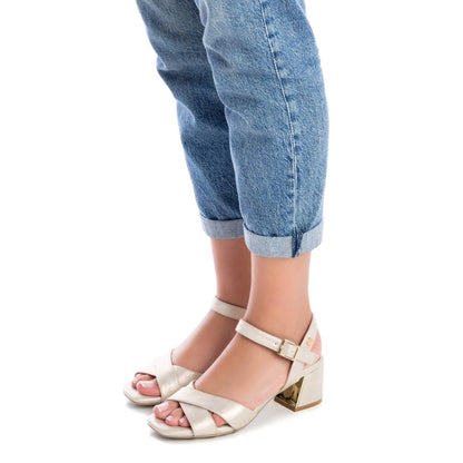 SANDALIA MUJER XTI 141443 ORO