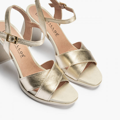 SANDALIA MUJER PITILLOS 5700 ORO