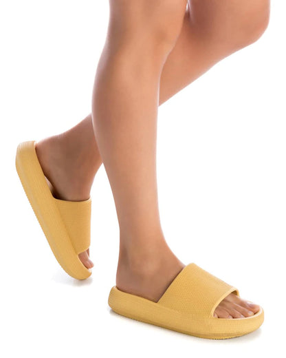SANDALIA MUJER XTI 44489 AMARILLA