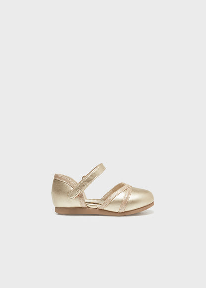 ZAPATO NIÑA MAYORAL ORO 41348