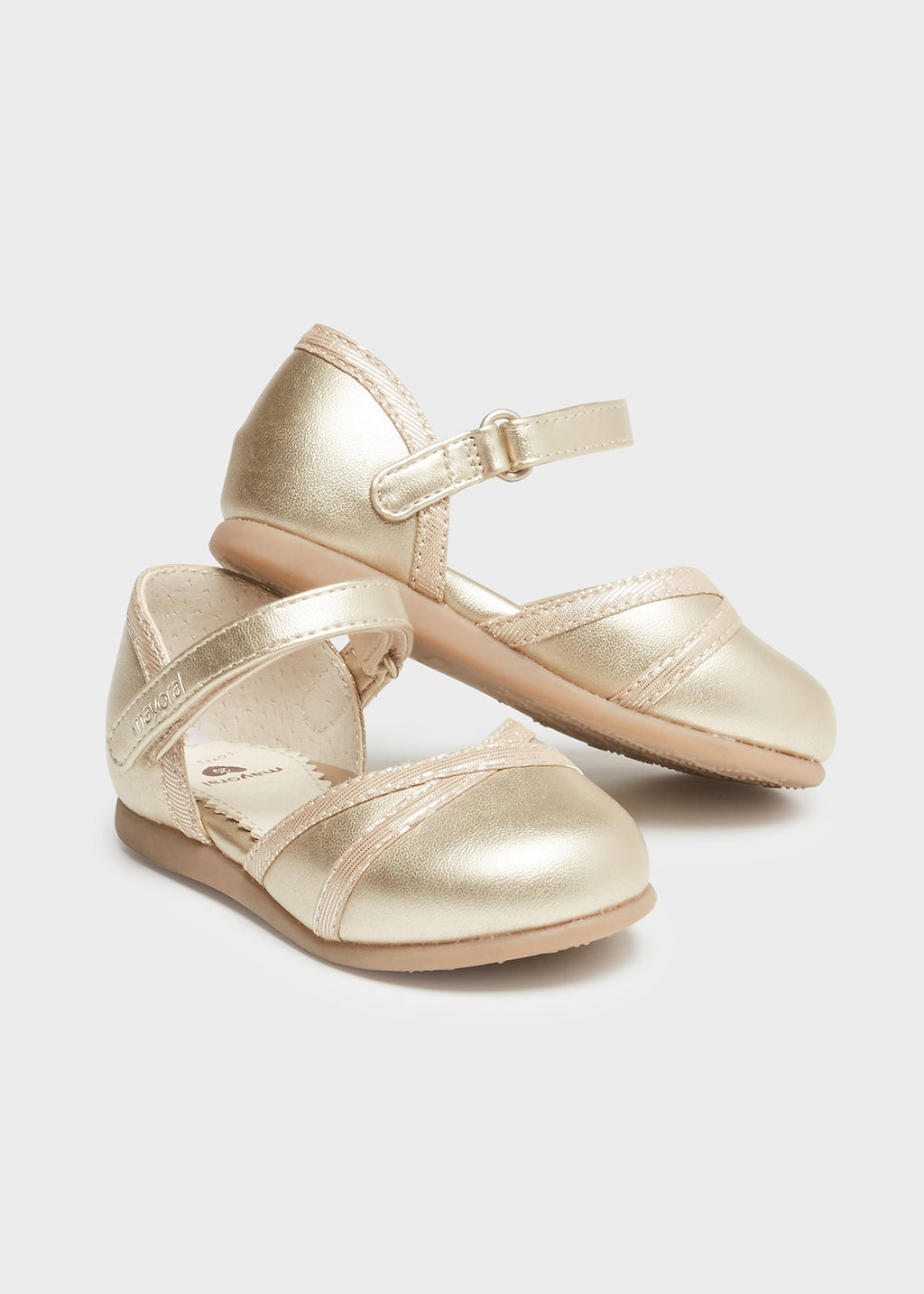 ZAPATO NIÑA MAYORAL ORO 41348