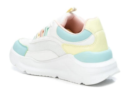 DEPORTIVA NIÑA XTI MULTICOLOR