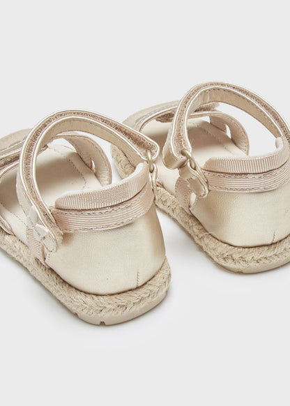 SANDALIA NIÑA MAYORAL ORO 41362